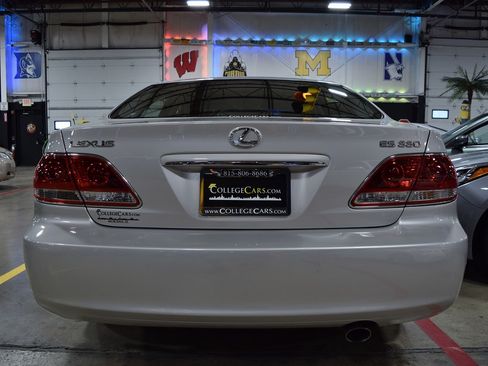 Used 2005 Lexus ES 330 Premium image 9