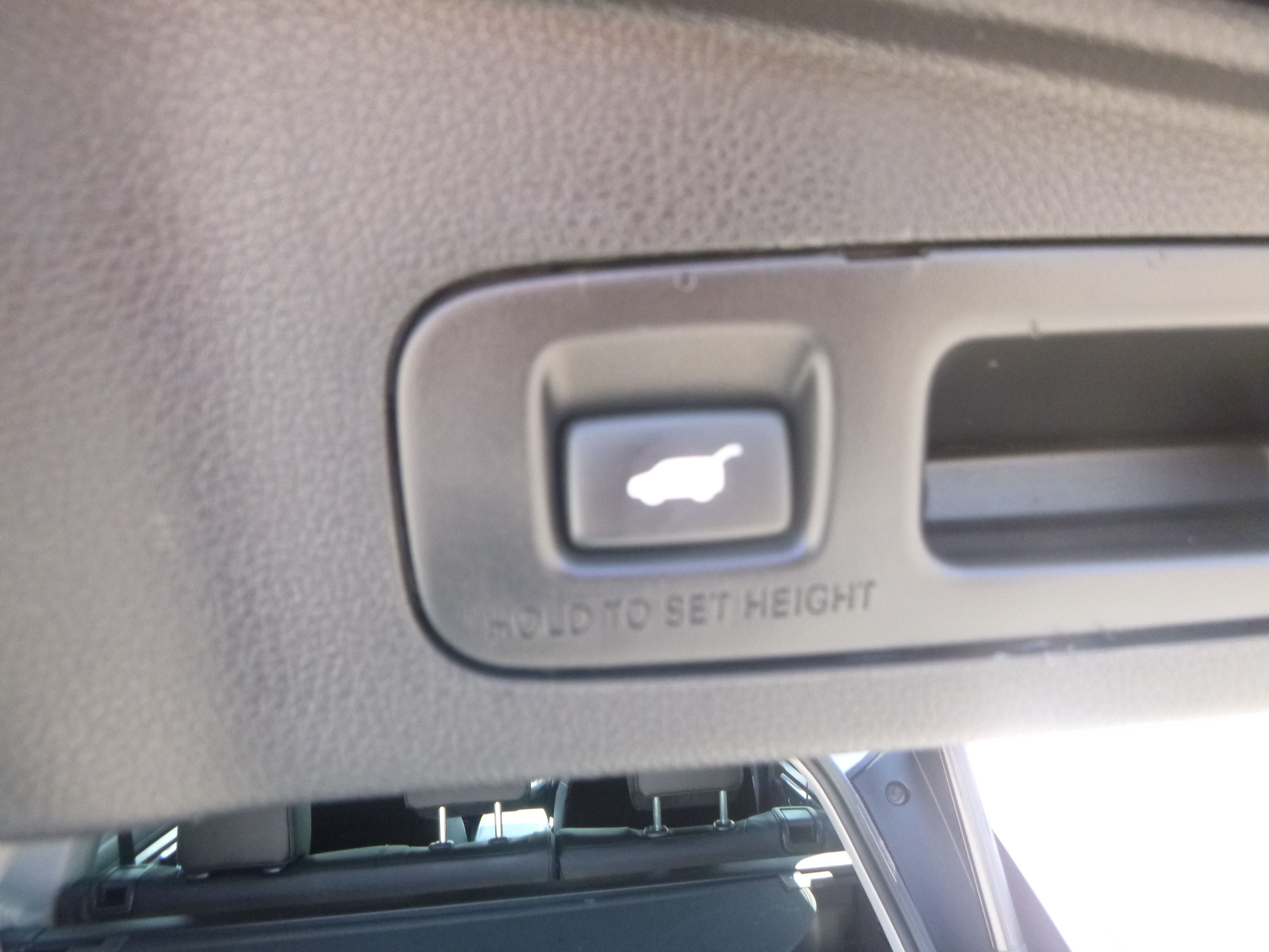 Used 2017 Honda CR-V AWD Touring image 19