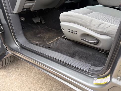 Used 2011 Dodge Dakota Lone Star image 14