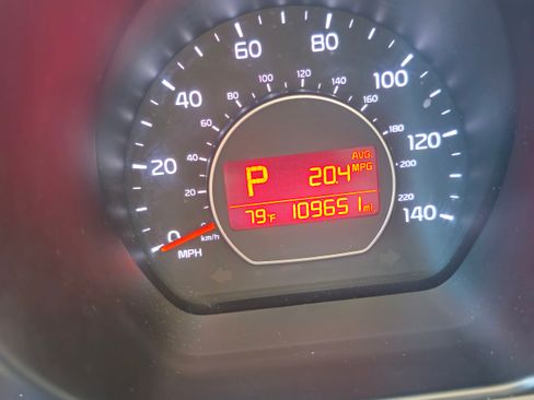 Used 2017 Kia Soul + image 24