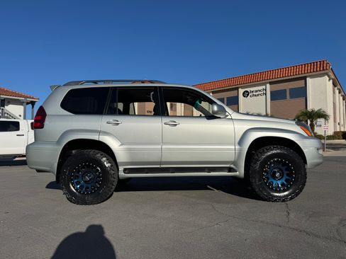 Used 2005 Lexus GX 470 image 17