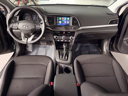 Used 2020 Hyundai Elantra SEL image 8