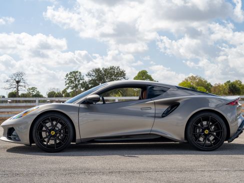 Used 2024 Lotus Emira First Edition image 7