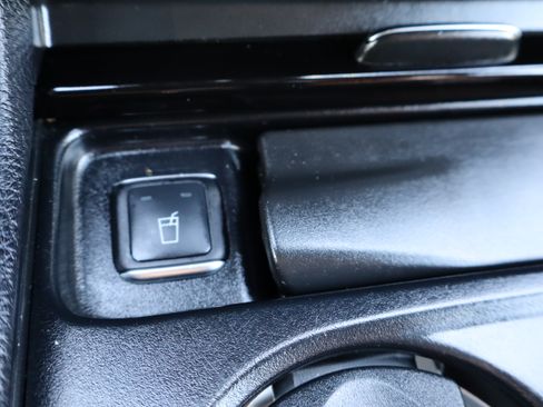 Used 2018 Mercedes-Benz GLS 550 4MATIC image 38