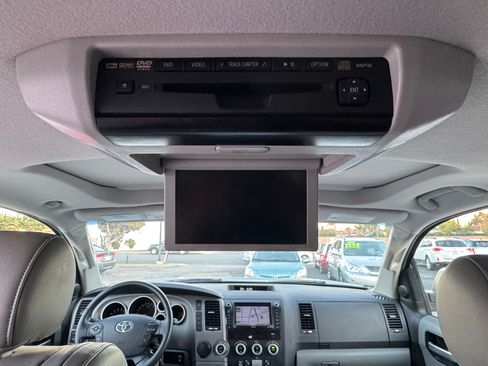 Used 2010 Toyota Sequoia Limited image 30