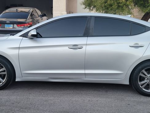 Used 2018 Hyundai Elantra SEL image 10