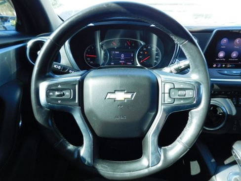 Used 2020 Chevrolet Blazer LT image 16