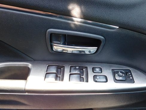 Used 2018 Mitsubishi Outlander Sport ES image 11