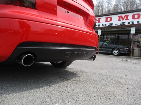 Used 2006 Pontiac GTO image 16