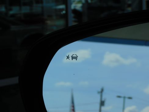 Used 2024 Chevrolet Trax RS image 26