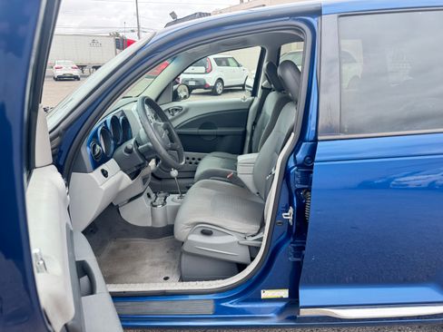 Used 2008 Chrysler PT Cruiser Touring Turbo Hatchback FWD image 16