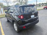 Used 2019 Jeep Renegade Latitude image 4