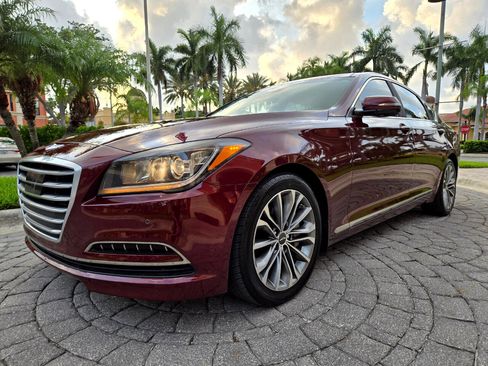 Used 2015 Hyundai Genesis 3.8 image 8
