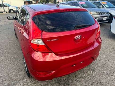 Used 2016 Hyundai Accent SE Hatchback FWD image 10