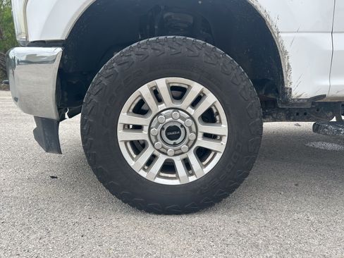 Used 2019 Ford F250 4x4 SuperCab Super Duty image 14