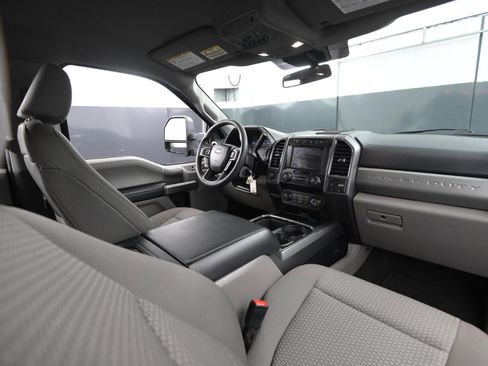 Used 2022 Ford F250 XLT image 41