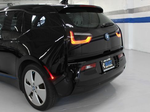 Used 2016 BMW i3 w/ Range Extender RWD image 9