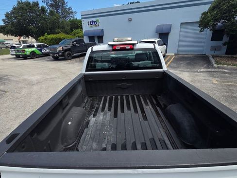 Used 2017 Chevrolet Silverado 1500 4x4 Double Cab image 7