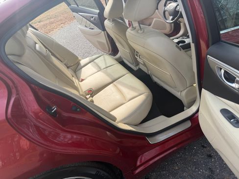 Used 2015 INFINITI Q50 Premium image 44