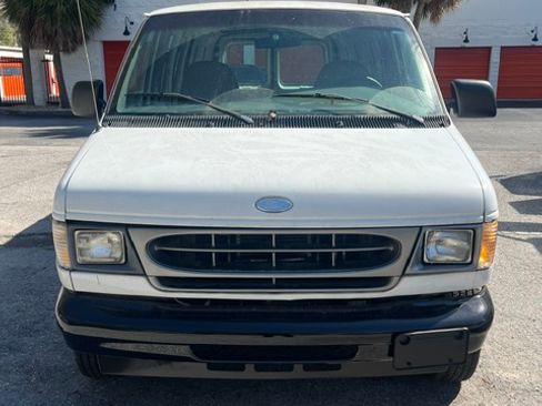 Used 1999 Ford E-250 and Econoline 250 image 1