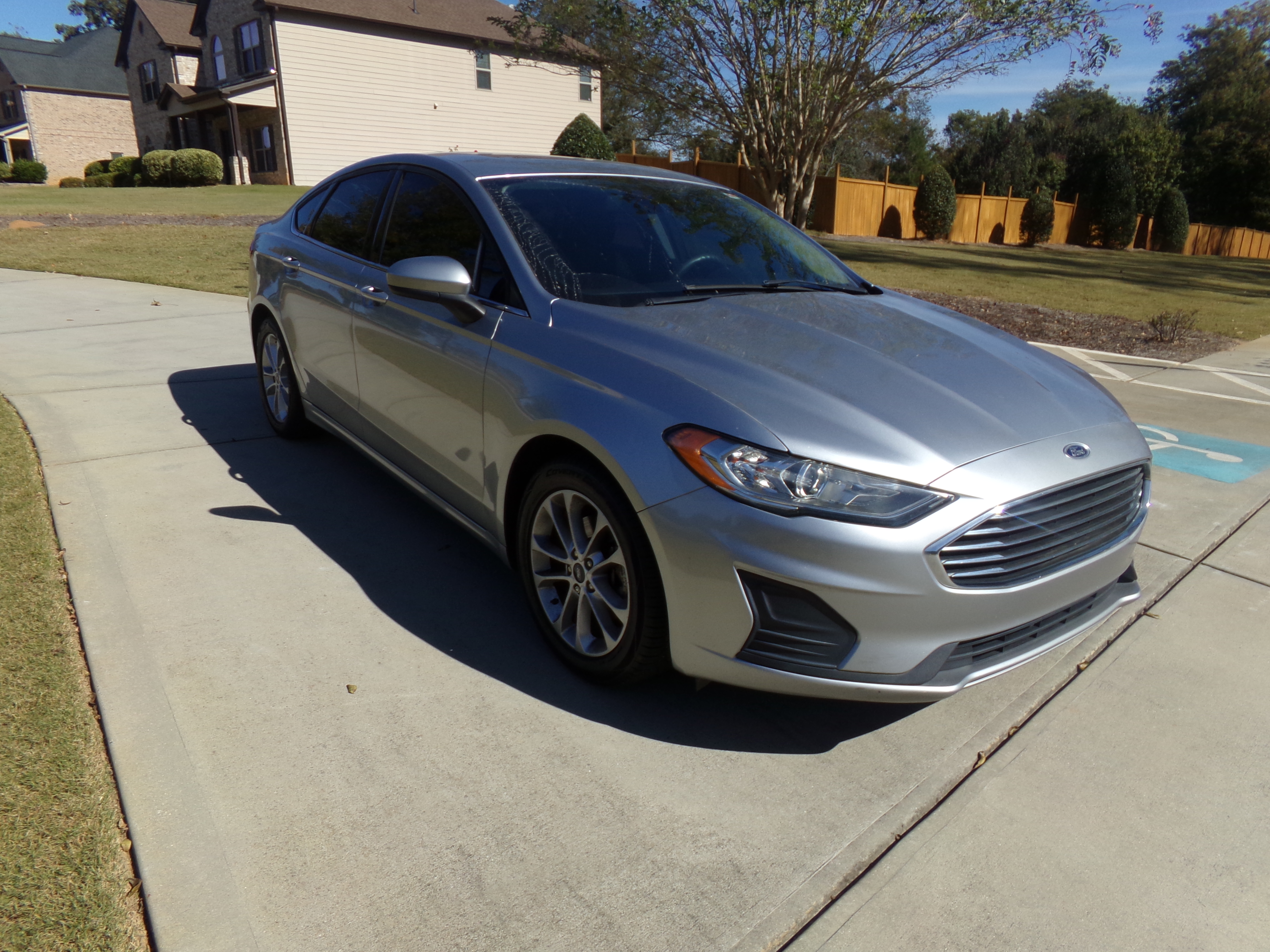 Used 2020 Ford Fusion SE FWD image 7