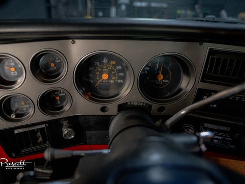 Used 1986 Chevrolet C/K Truck 1500 image 31