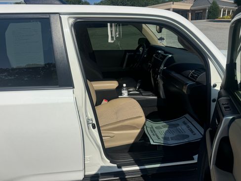Used 2021 Toyota 4Runner 2WD SR5 image 16