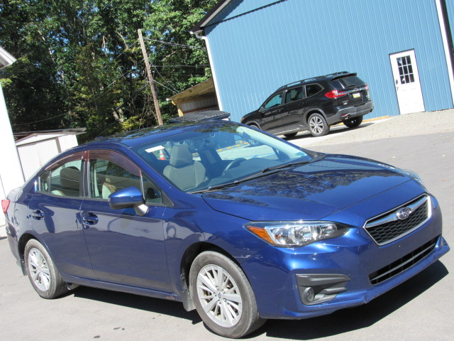 Used 2017 Subaru Impreza 2.0i Premium Sedan AWD/4WD image 14