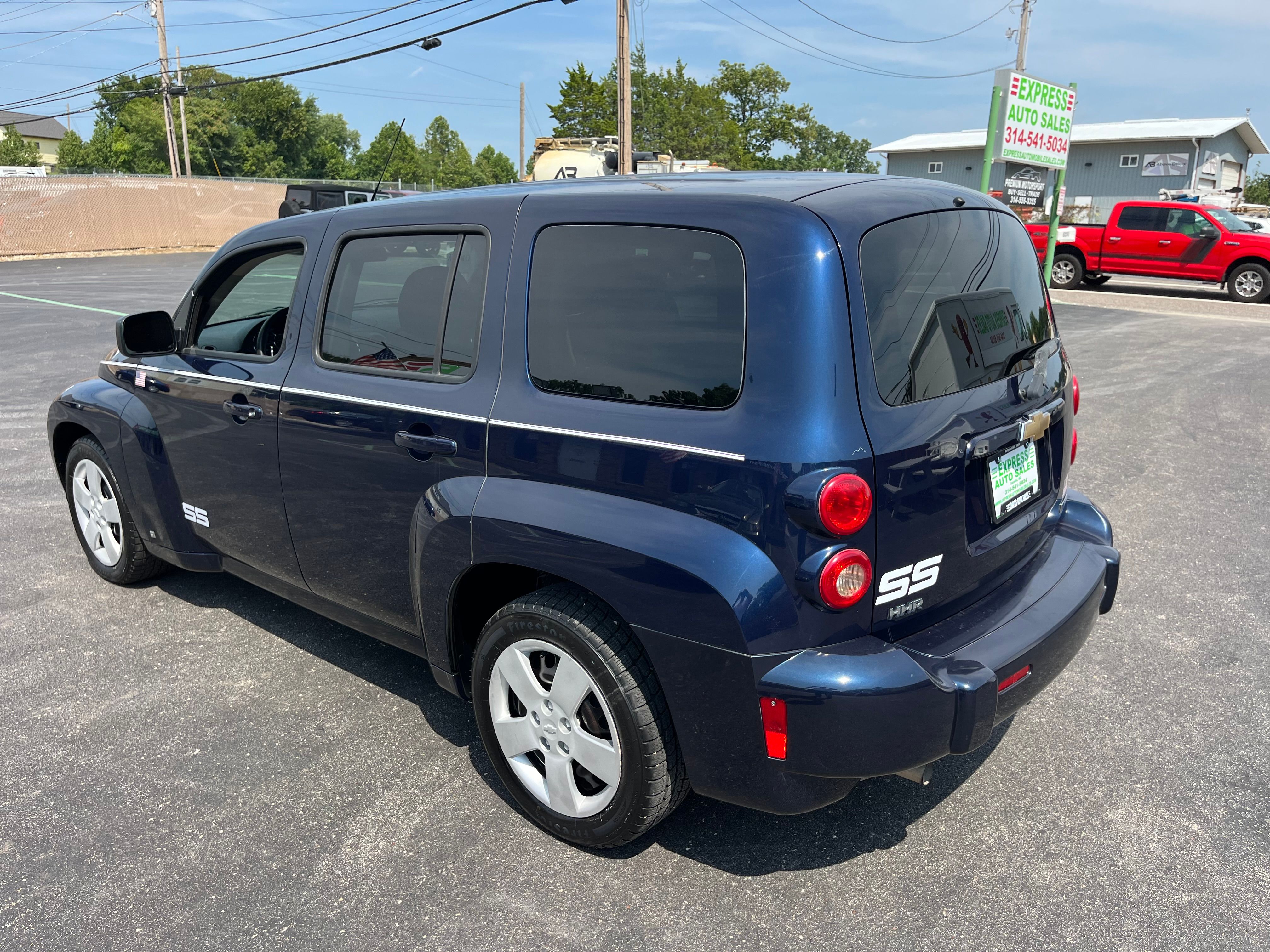 Used 2010 Chevrolet HHR LS FWD image 10