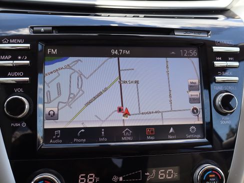 Used 2018 Nissan Murano AWD Platinum image 26