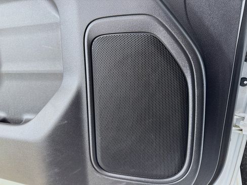 Used 2022 Chevrolet Silverado 1500 Limited Custom image 19