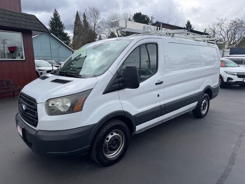 Used 2018 Ford Transit 250 image 5