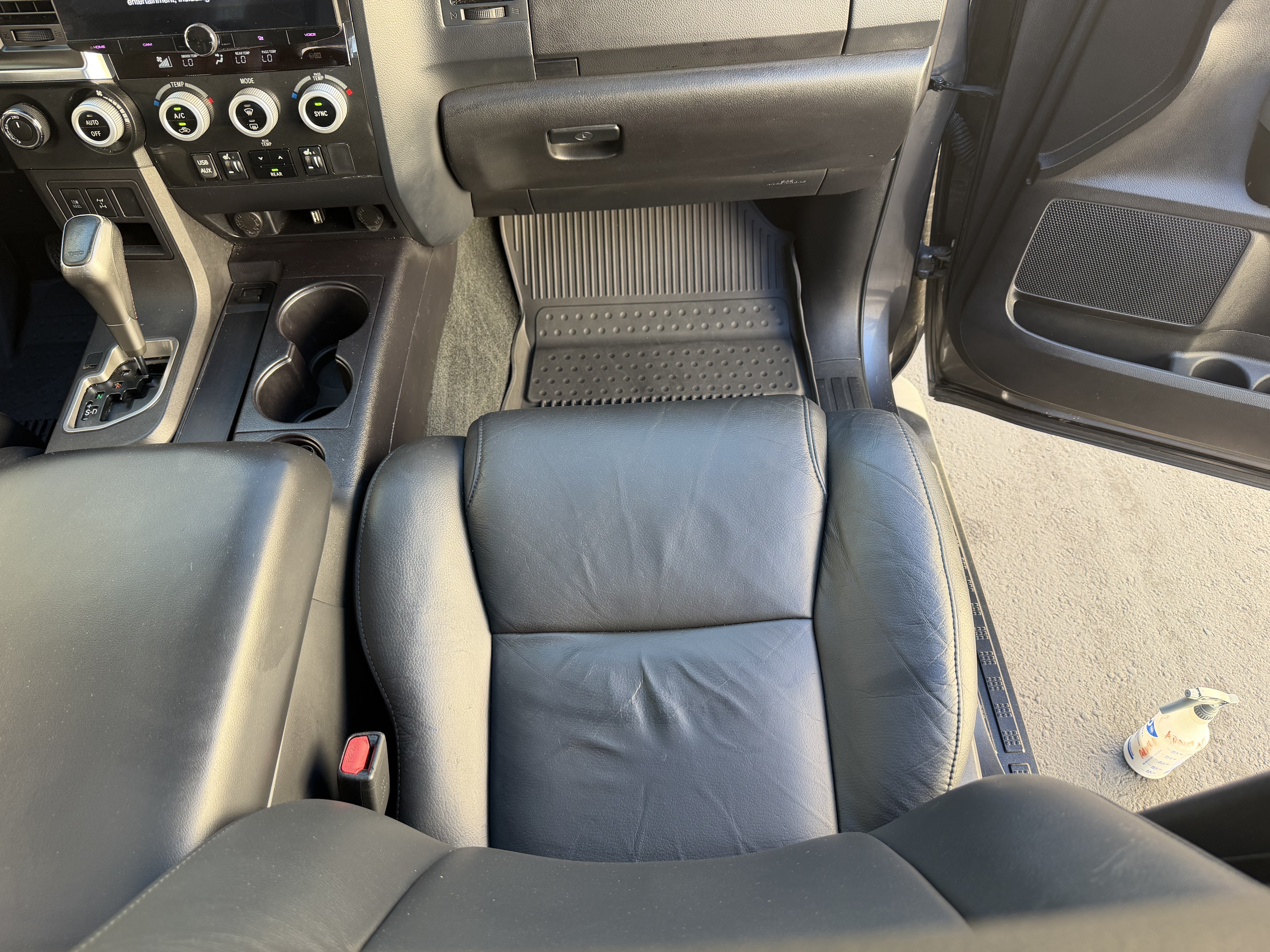 Used 2018 Toyota Sequoia TRD Sport AWD/4WD image 22