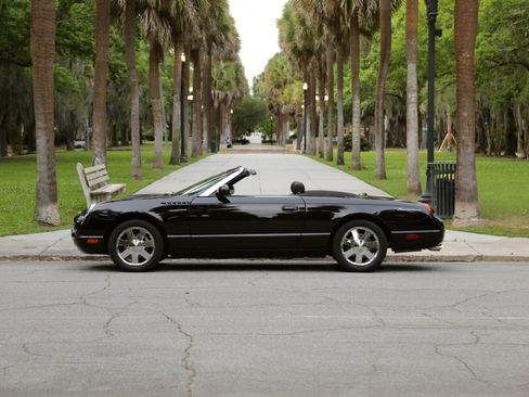 Used 2002 Ford Thunderbird RWD image 26