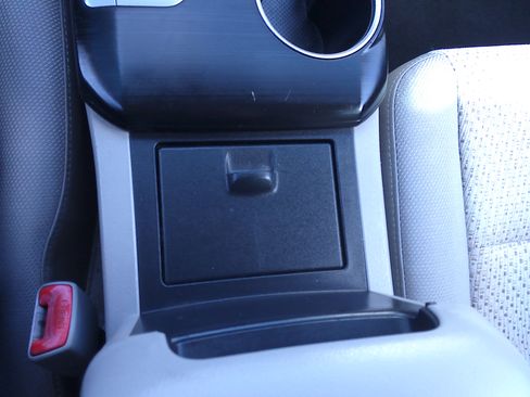 Used 2012 Toyota Camry LE image 20