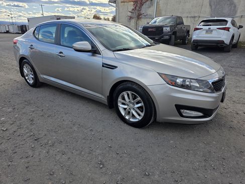 Used 2013 Kia Optima LX image 1