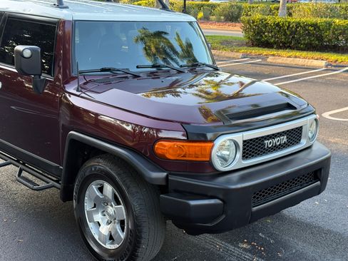 Used 2007 Toyota FJ Cruiser image 55