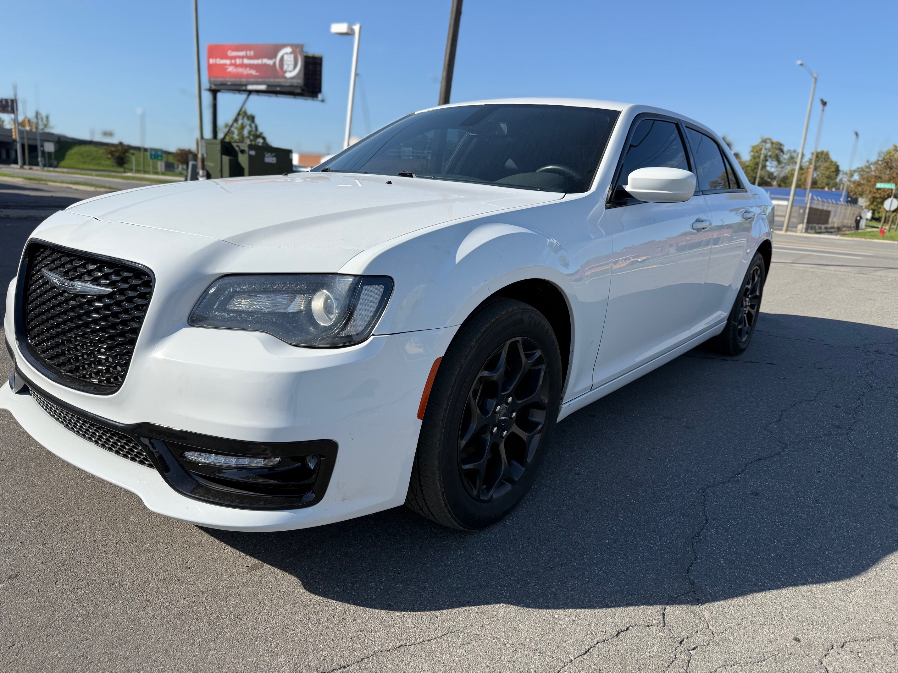 Used 2020 Chrysler 300 S AWD image 3