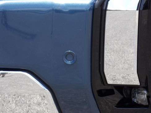 Used 2025 GMC Sierra 2500 4x4 Crew Cab Denali image 16