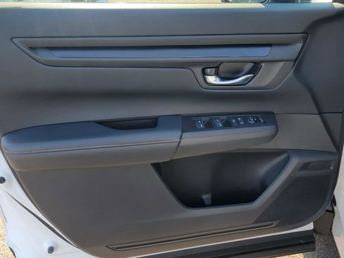 Used 2023 Honda CR-V Sport image 10