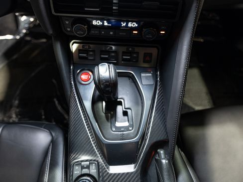 Used 2020 Nissan GT-R AWD/4WD image 29