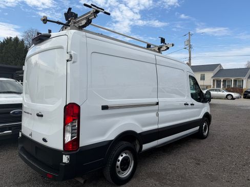 Used 2022 Ford Transit 250 image 5