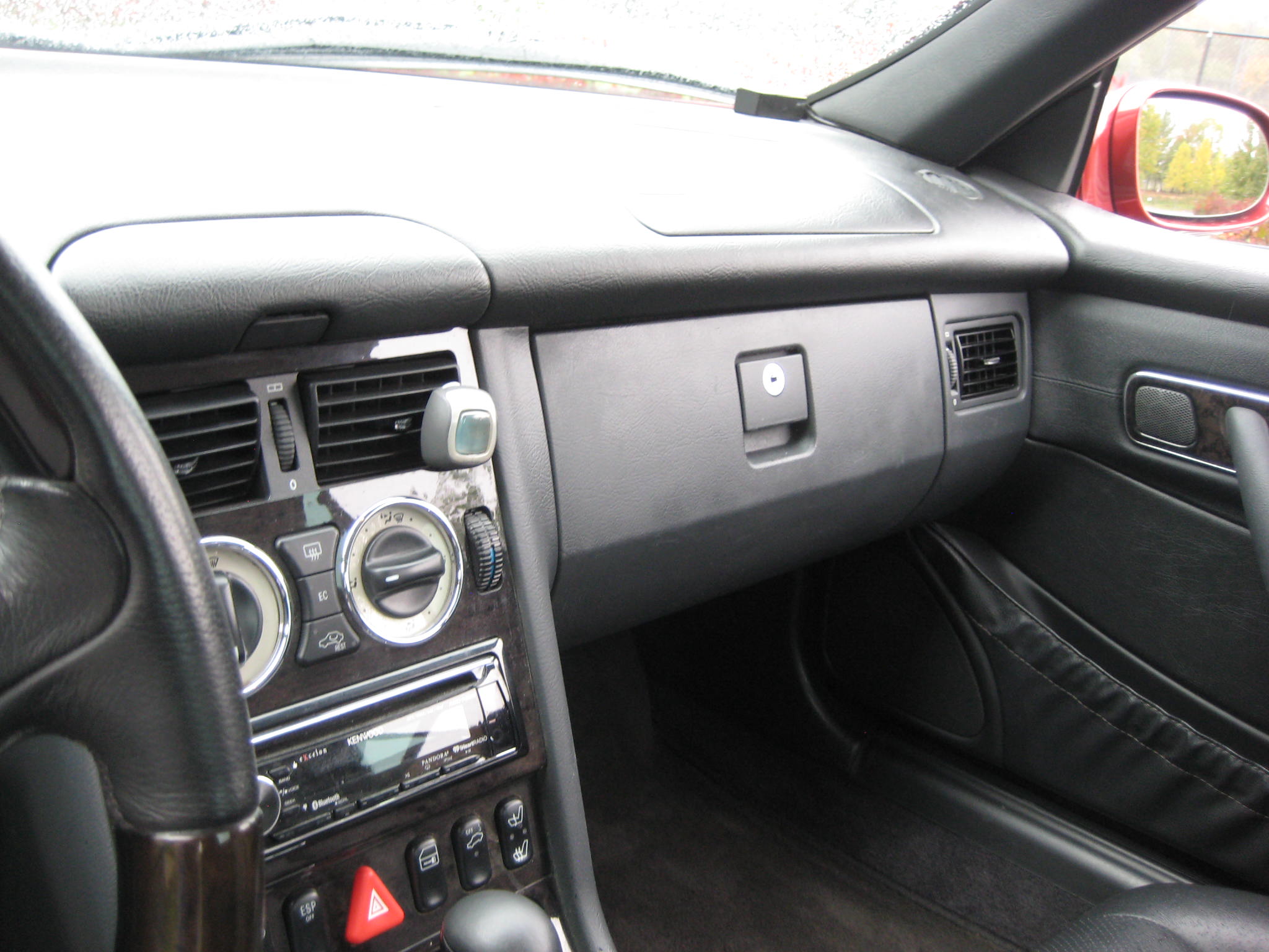 Used 2001 Mercedes-Benz SLK 320 UNAVAIL image 36