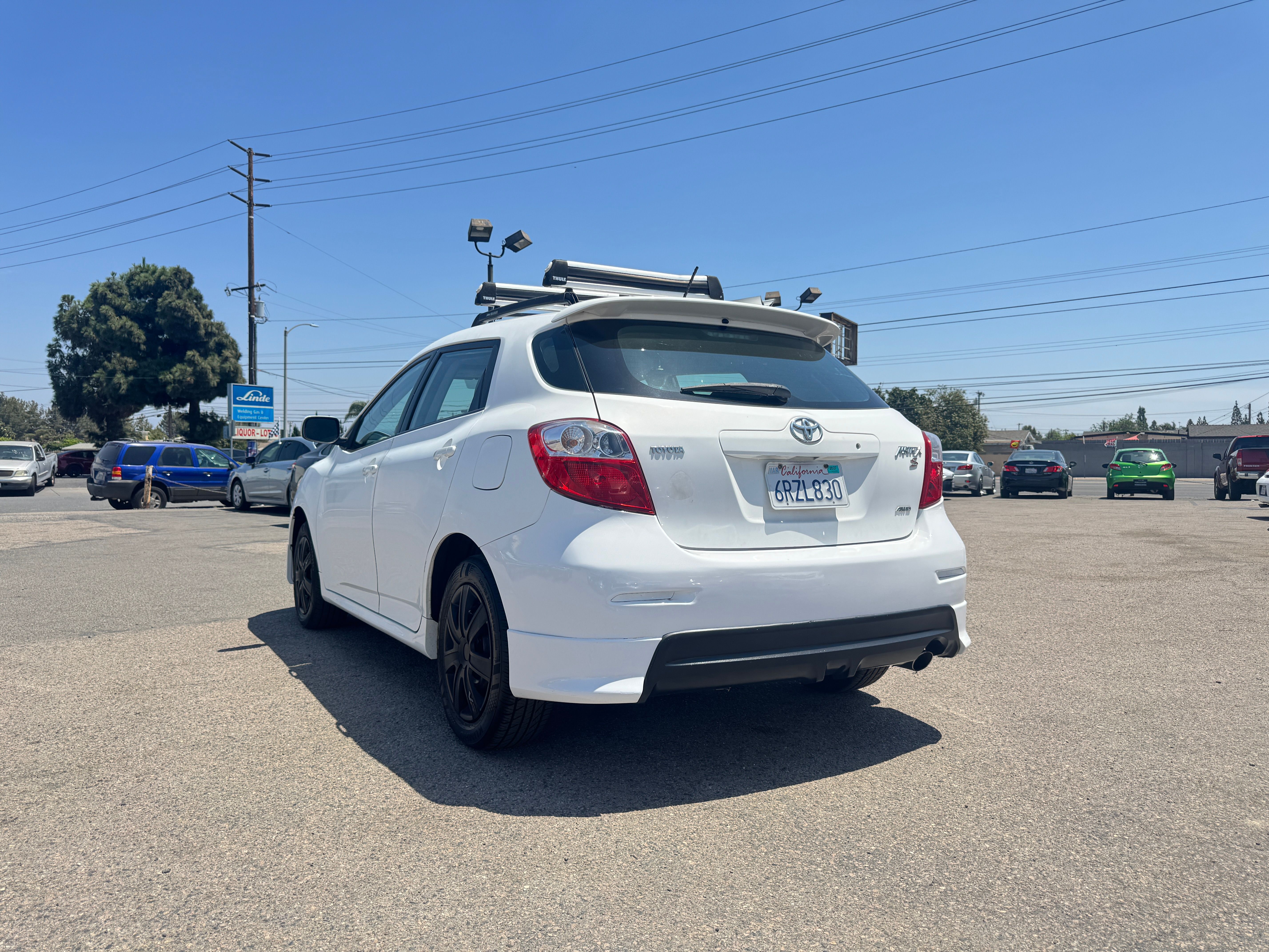 Used 2010 Toyota Matrix S AWD image 7
