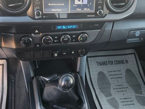 Used 2021 Toyota Tacoma image 11