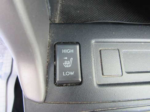 Used 2015 Subaru Forester 2.5i Premium image 19