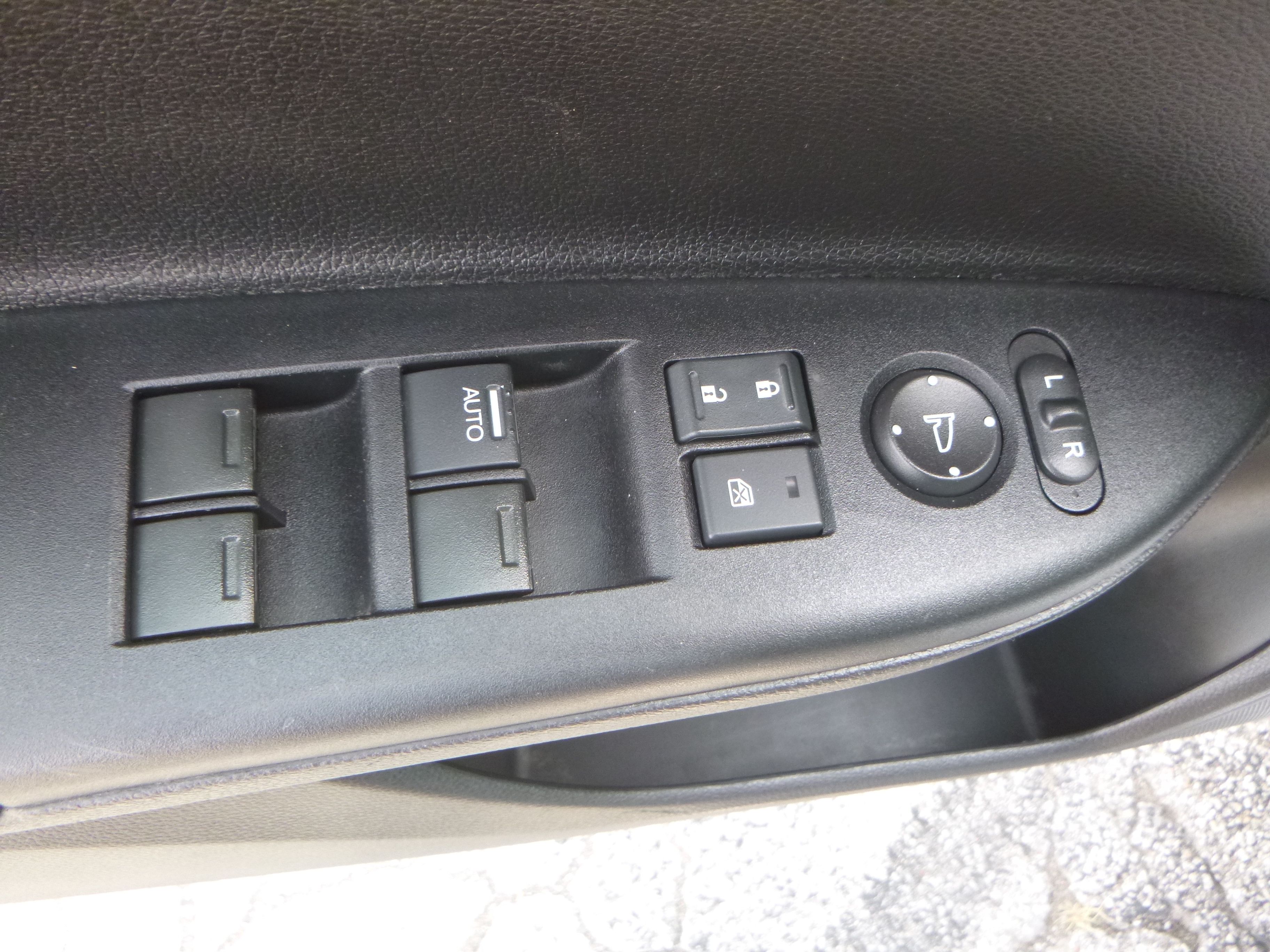 Used 2015 Honda Accord LX Sedan image 14