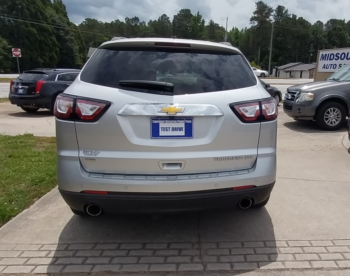 Used 2015 Chevrolet Traverse AWD LTZ image 4