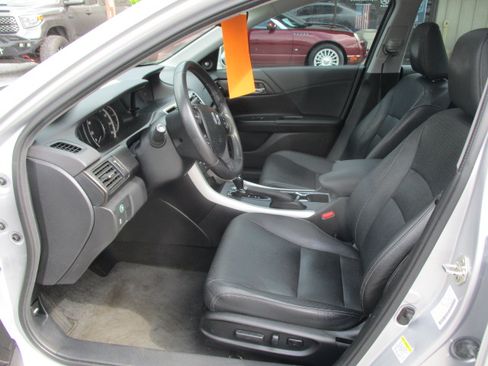 Used 2013 Honda Accord EX-L V6 Sedan image 12