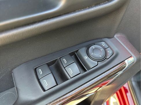 Used 2020 Chevrolet Silverado 1500 LT image 20